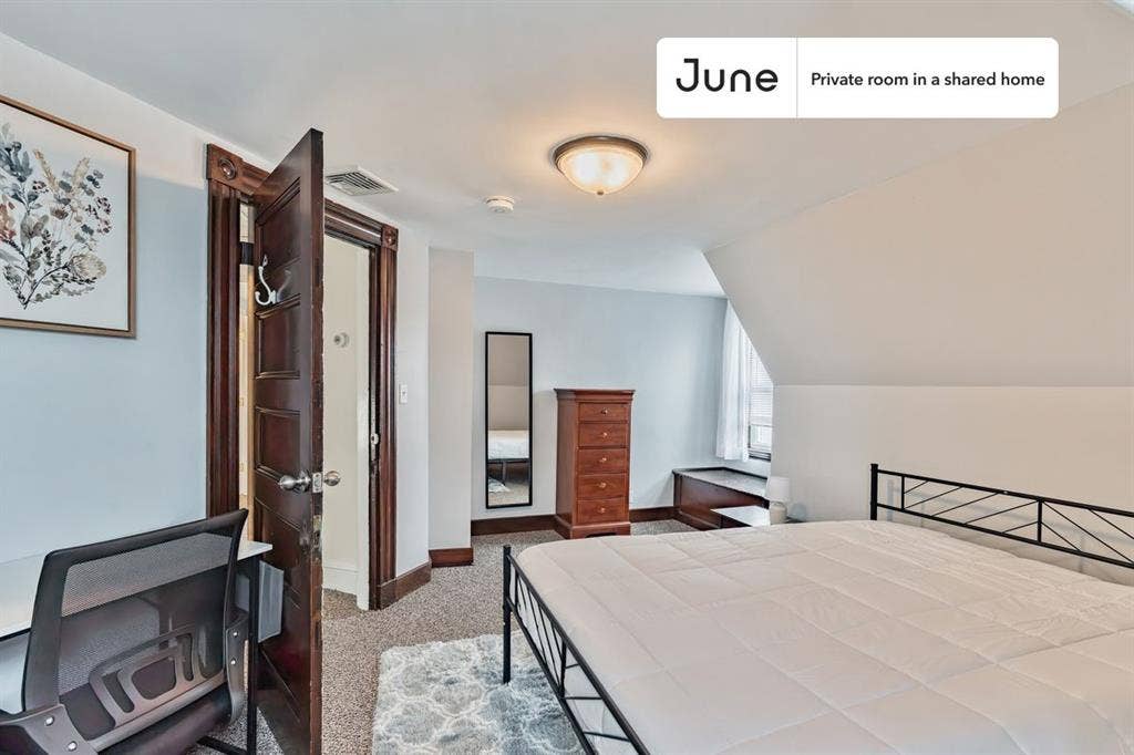 6 BR in Boston
