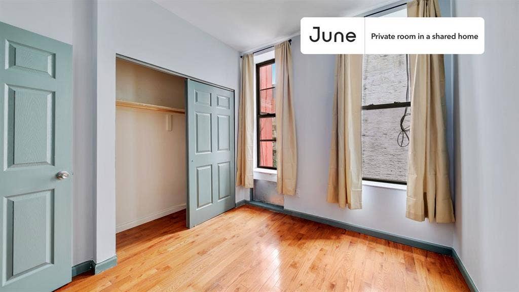 2 BR in New York City