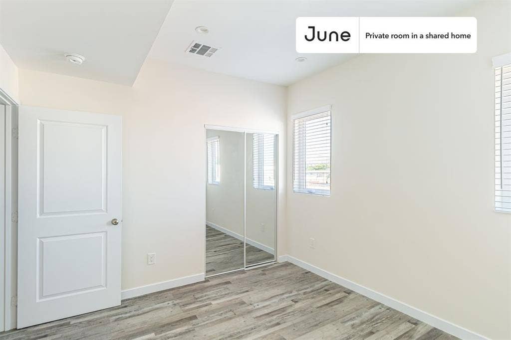 5 BR in Los Angeles