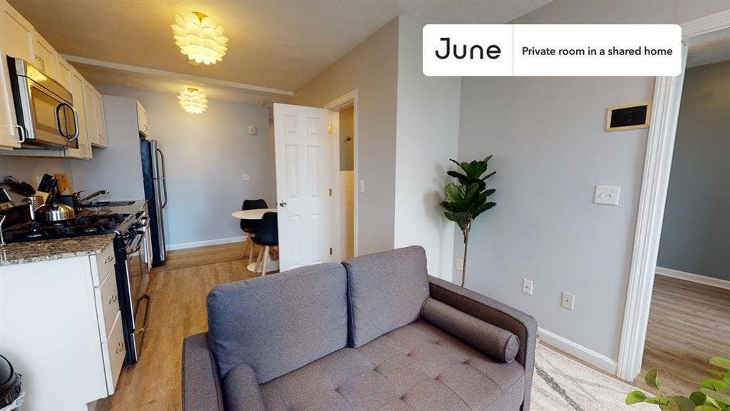 3 BR in Boston