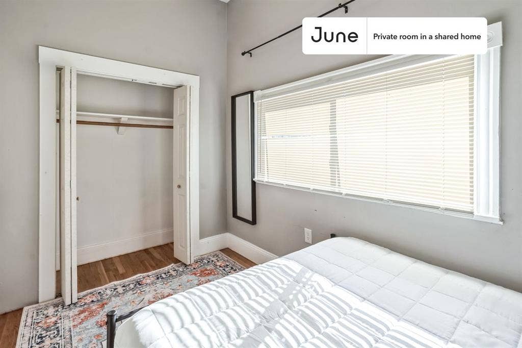 4 BR in Boston