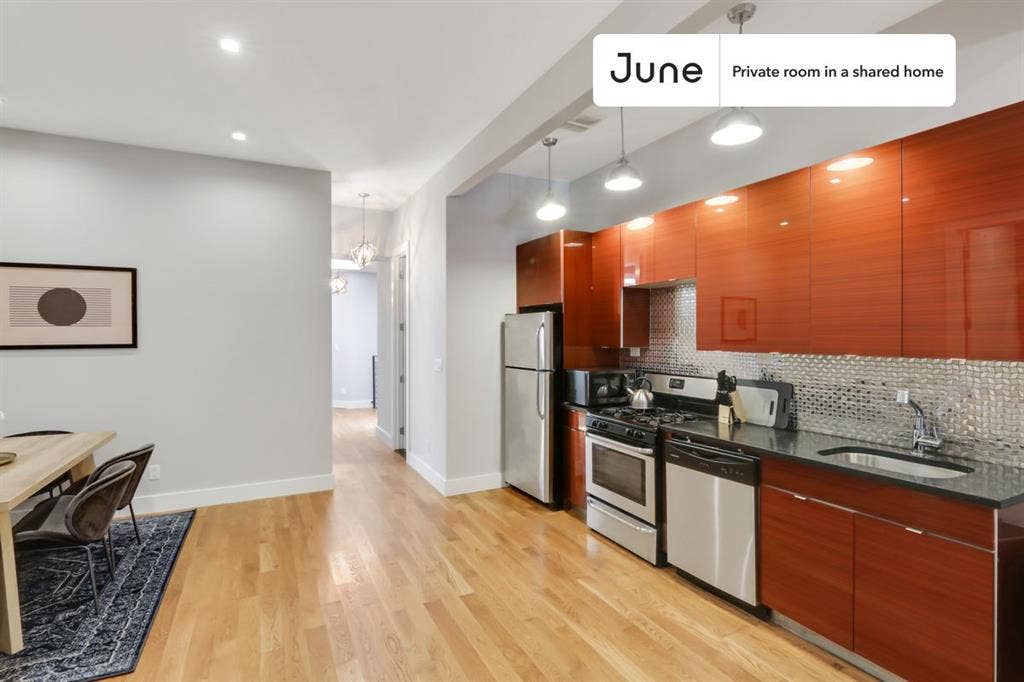 5 BR in New York City