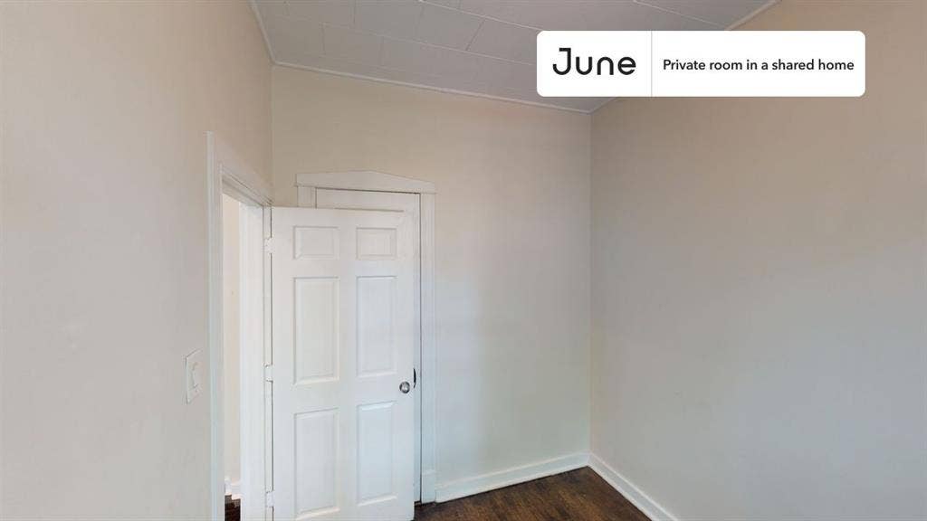 3 BR in Chicago