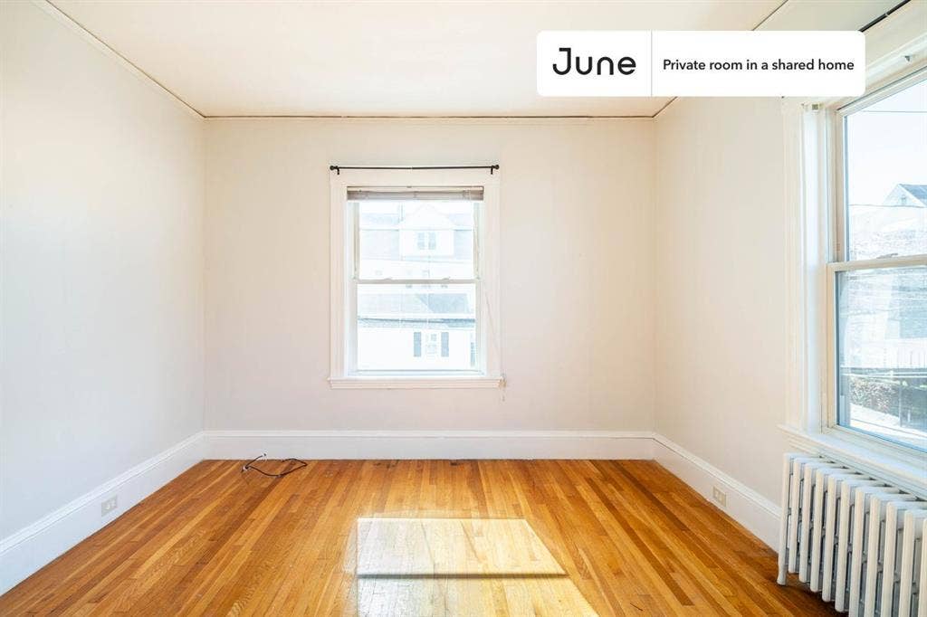 7 BR in Boston