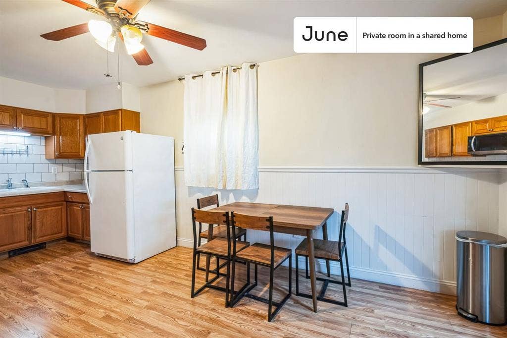 6 BR in Boston