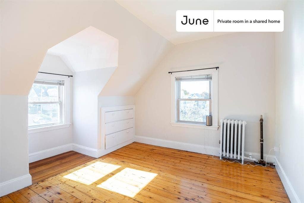 7 BR in Boston