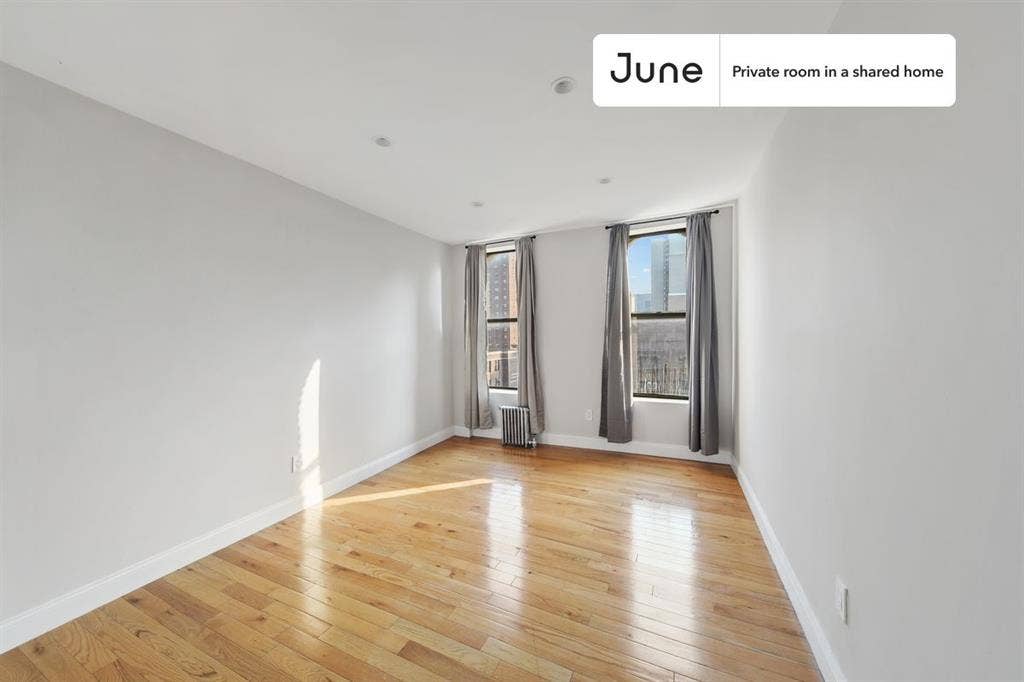 4 BR in New York City