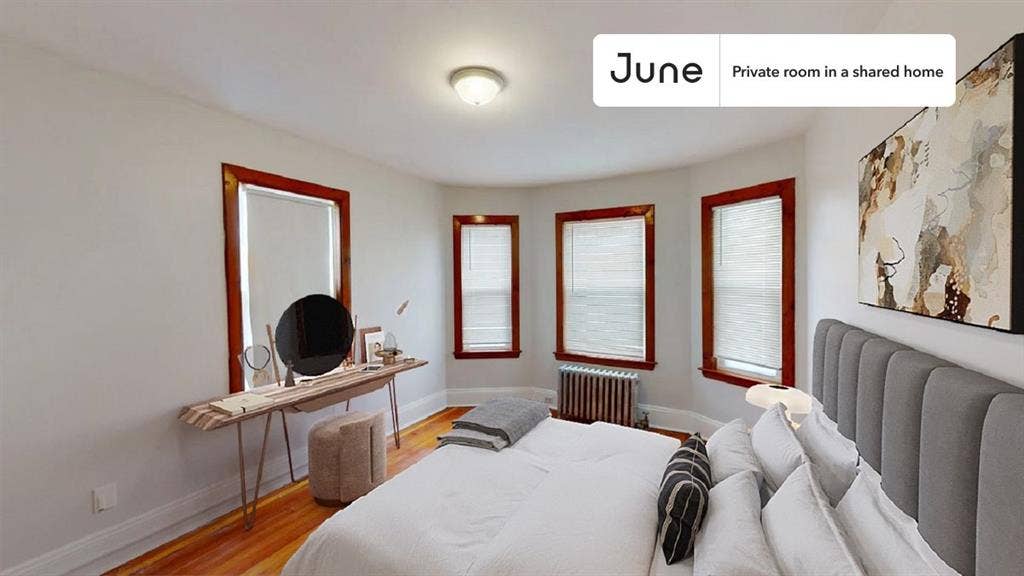 4 BR in Boston