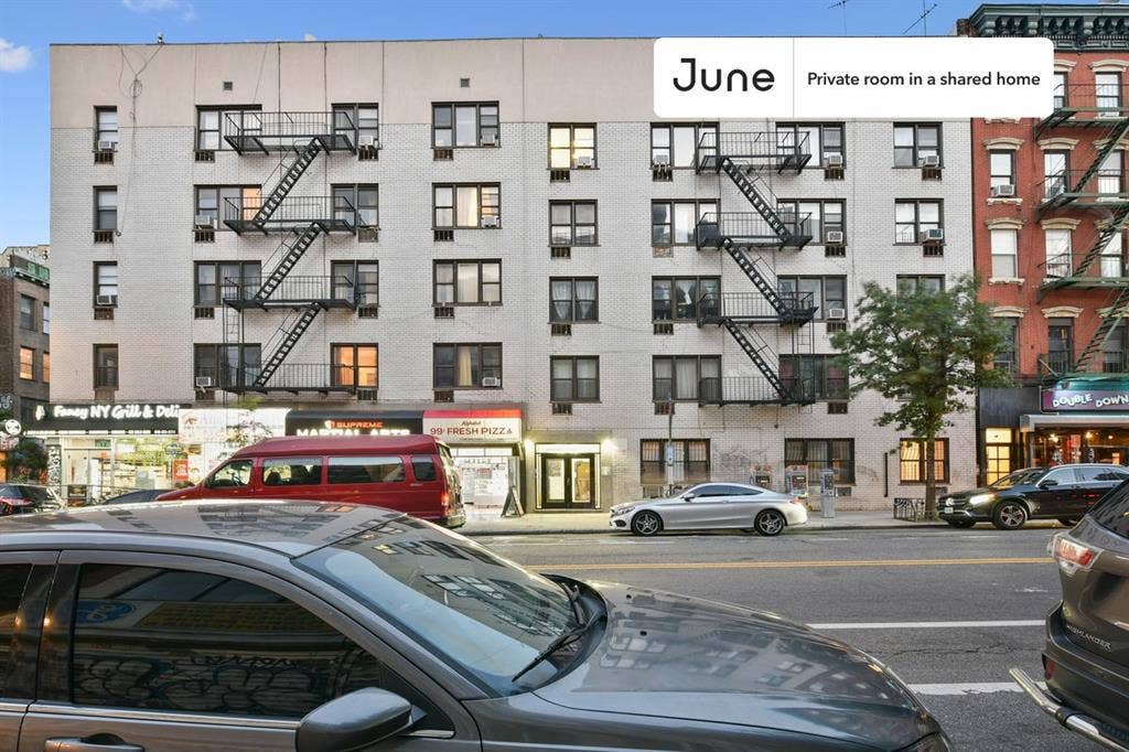 3 BR in New York City