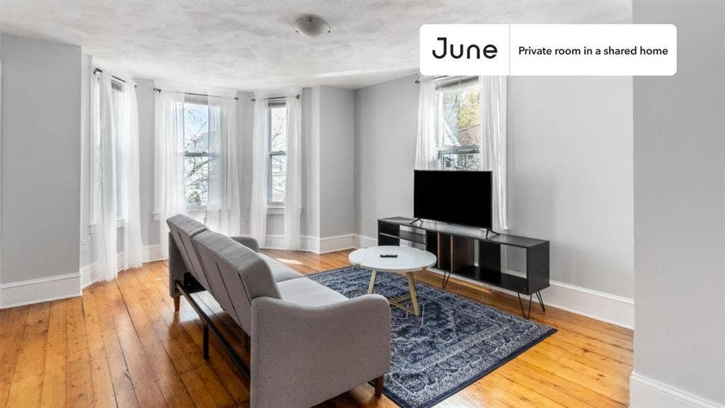 4 BR in Boston