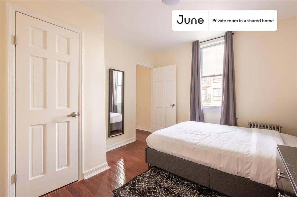 3 BR in New York City