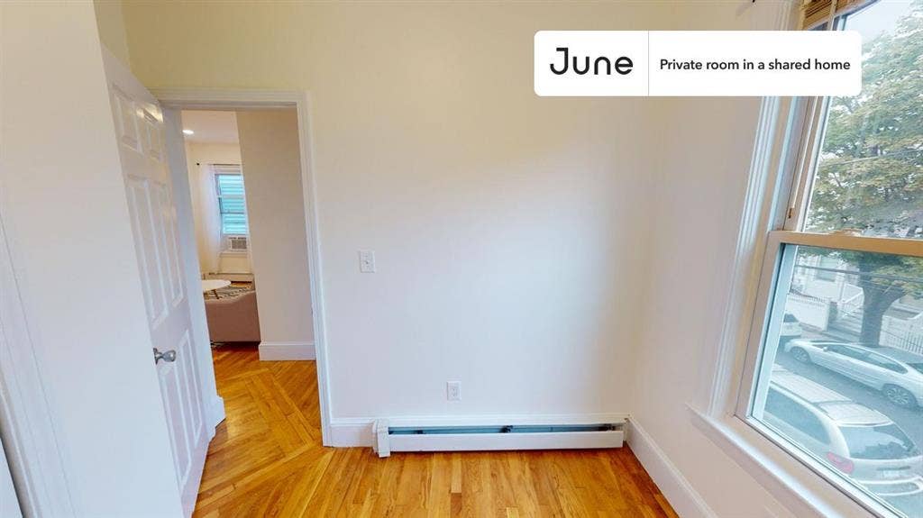 3 BR in Boston
