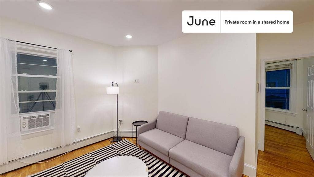 3 BR in Boston