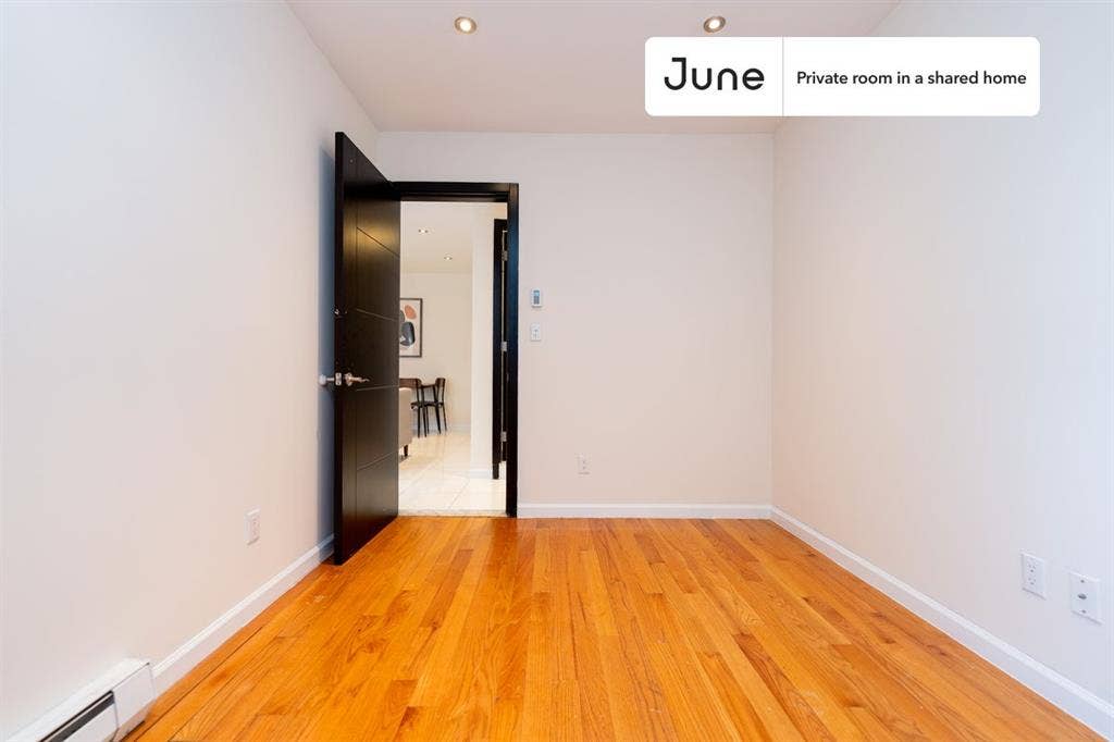 4 BR in New York City