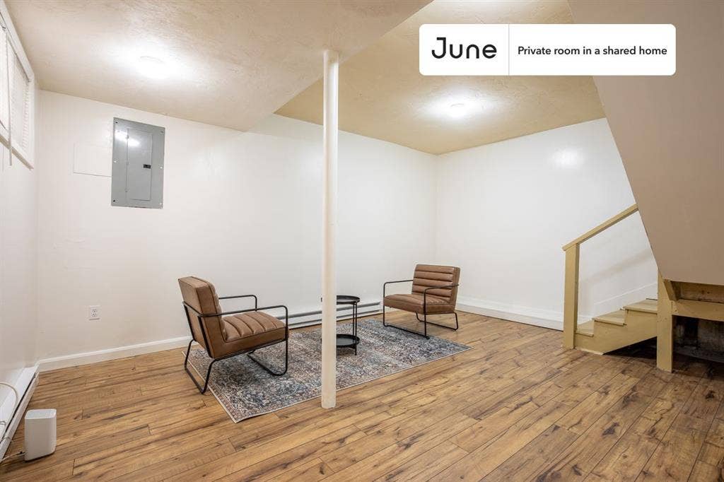 5 BR in Boston