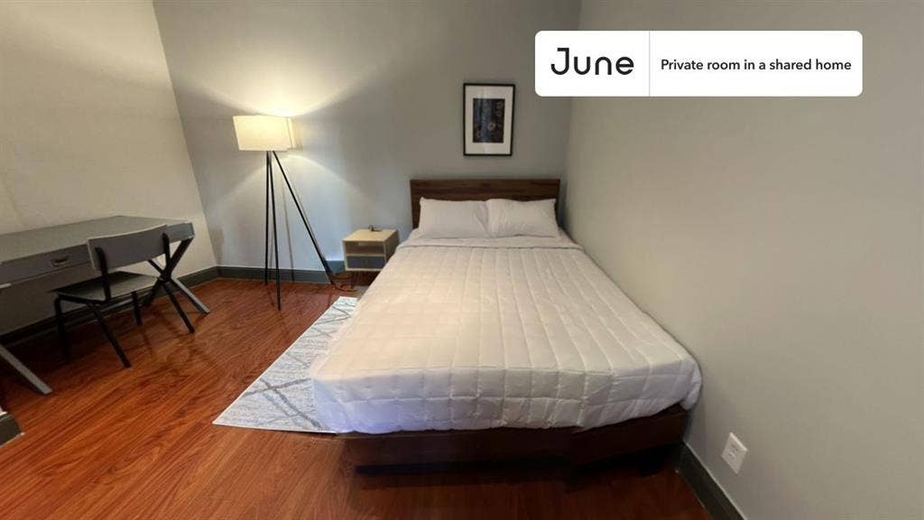 2 BR in New York City