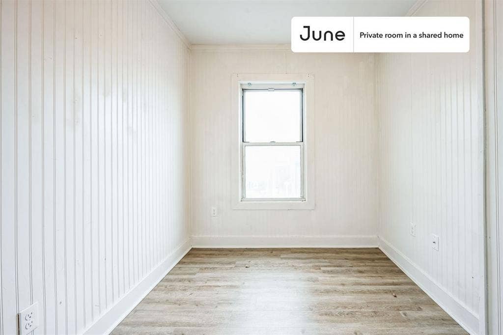 4 BR in Boston