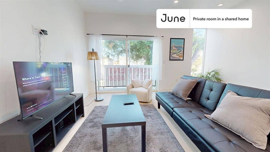 5 BR in Los Angeles