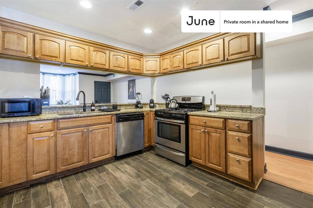 3 BR in Washington DC