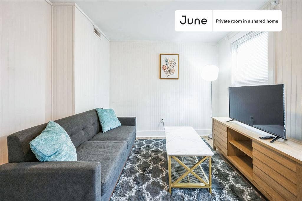 4 BR in Boston