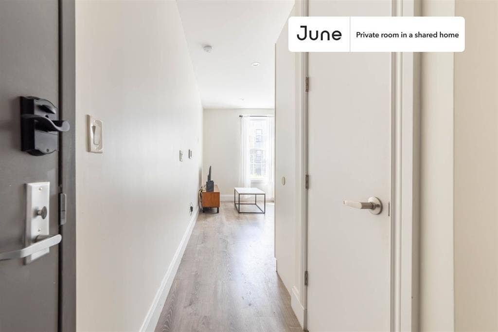 2 BR in New York City