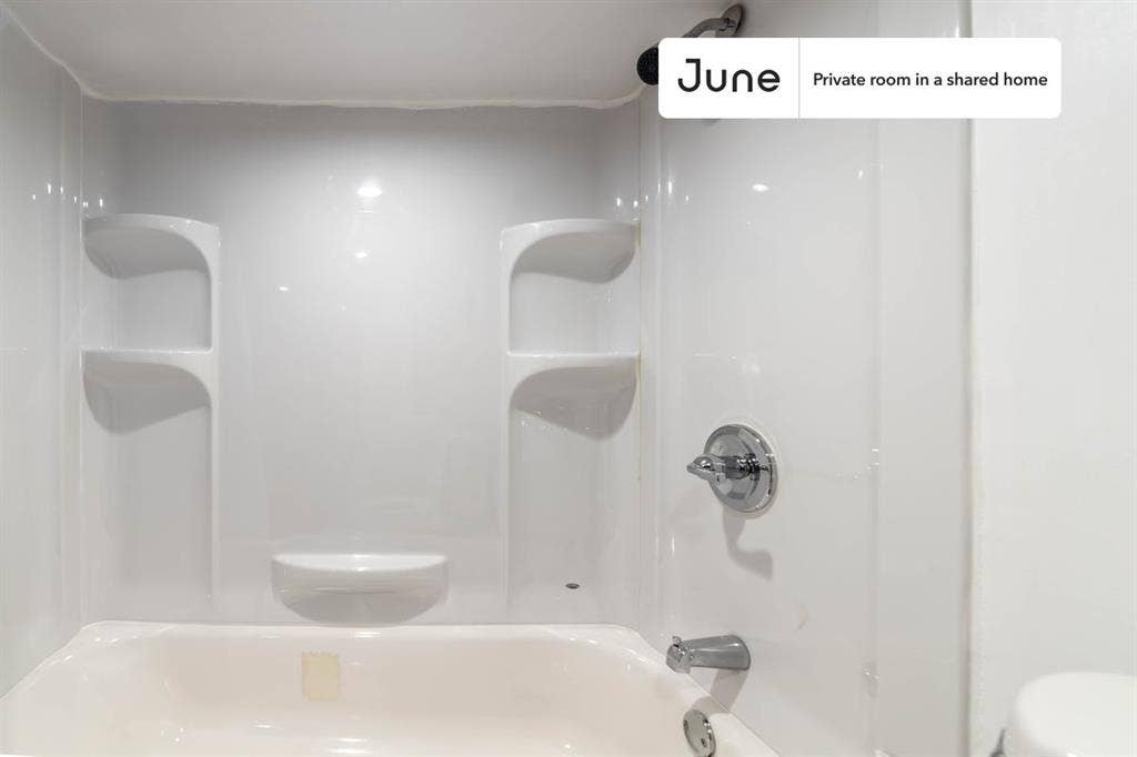 2 BR in New York City