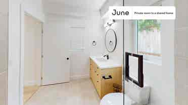 3 BR in Los Angeles