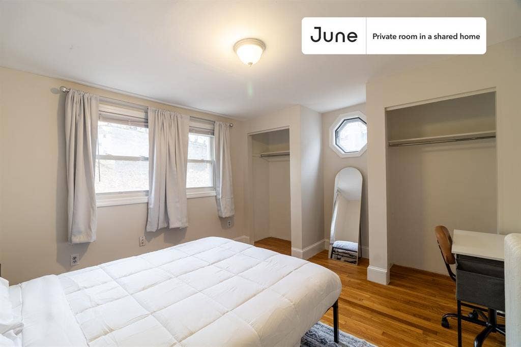4 BR in Boston