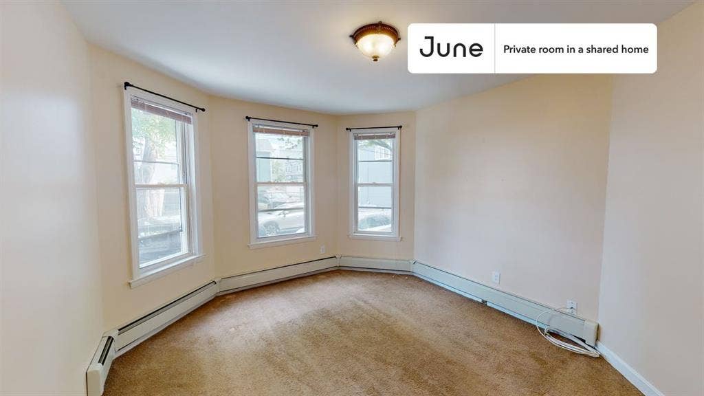 3 BR in Boston