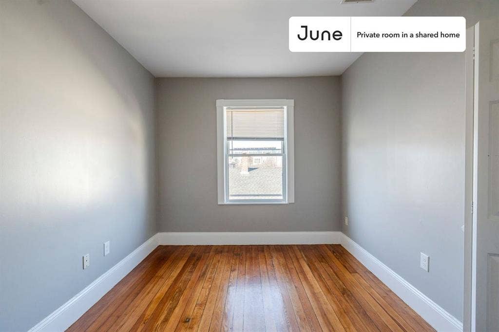 4 BR in Boston