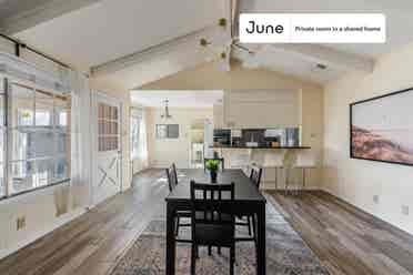 4 BR in Austin