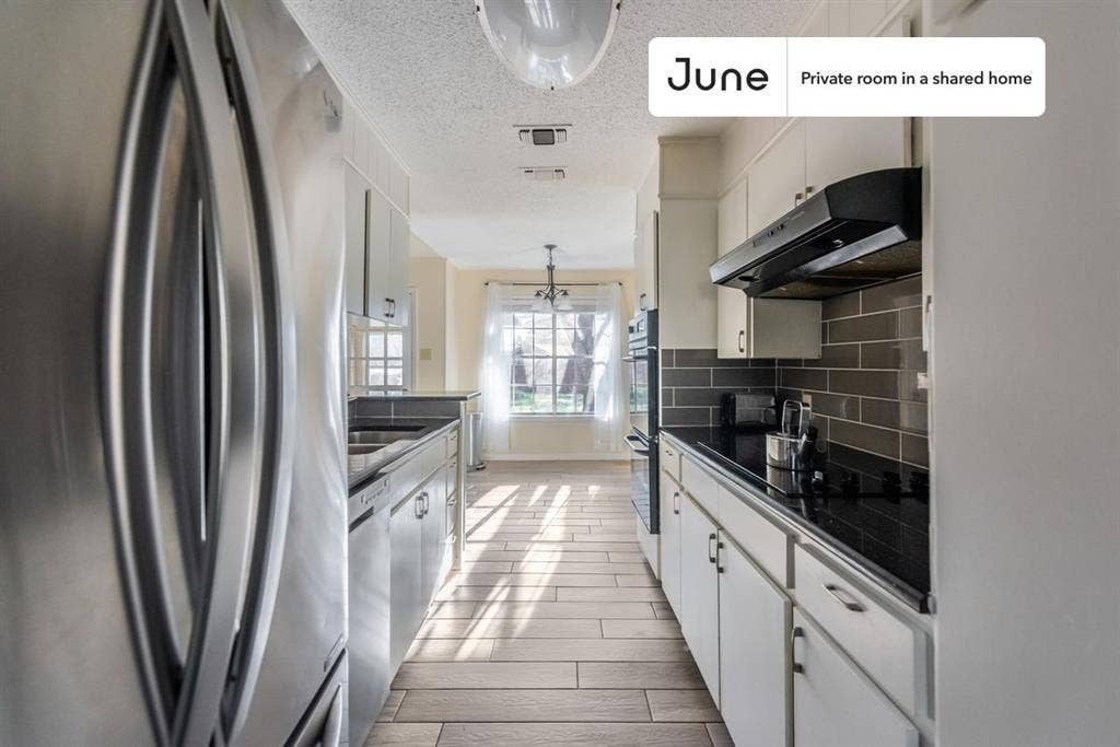 4 BR in Austin