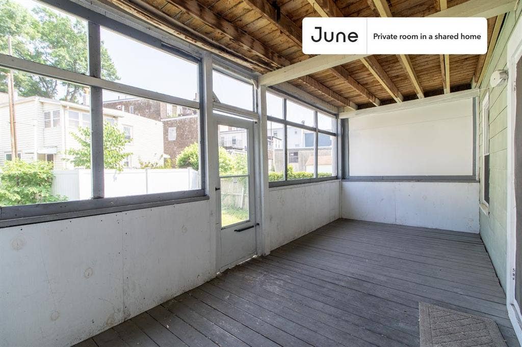 3 BR in Boston