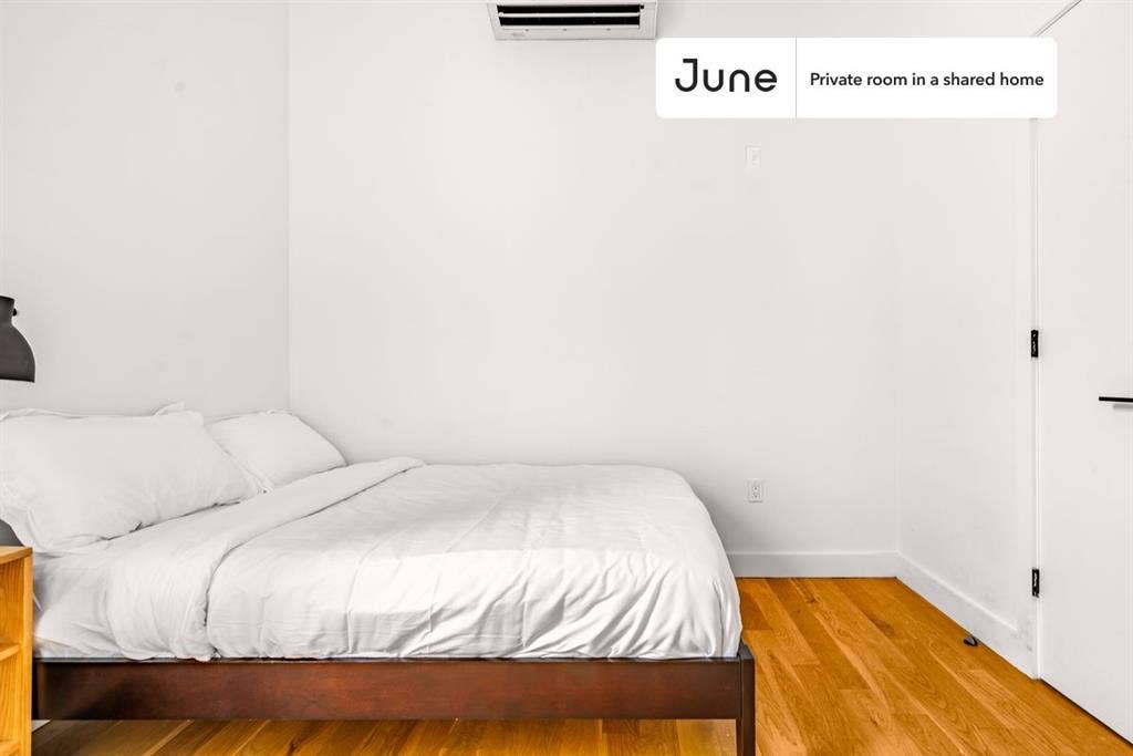 5 BR in New York City