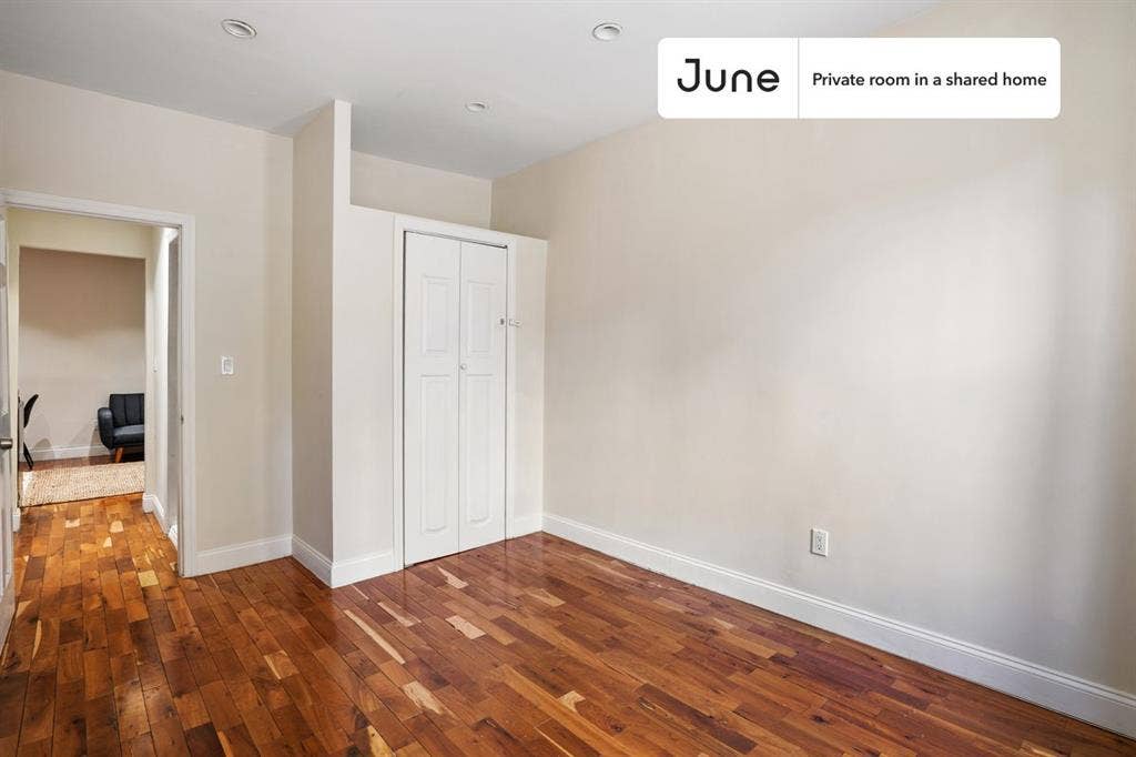 2 BR in New York City