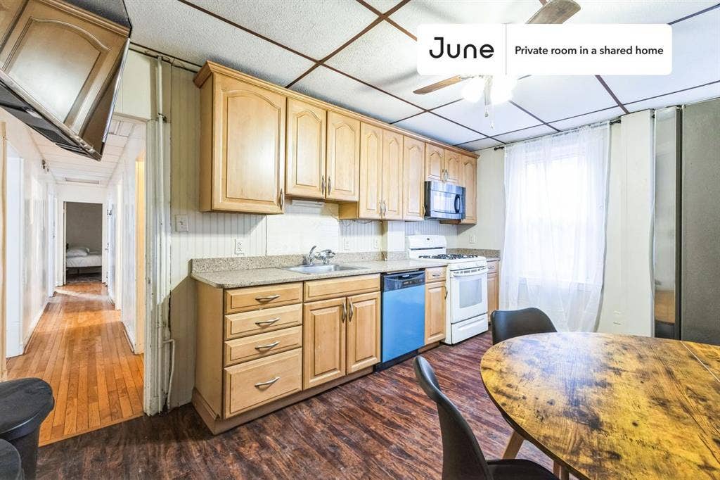 5 BR in Boston