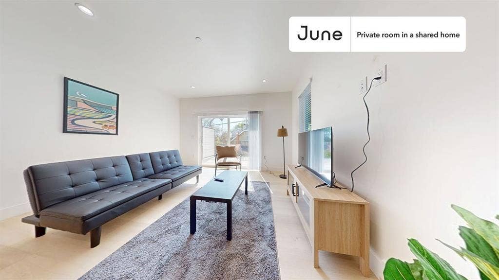4 BR in Los Angeles