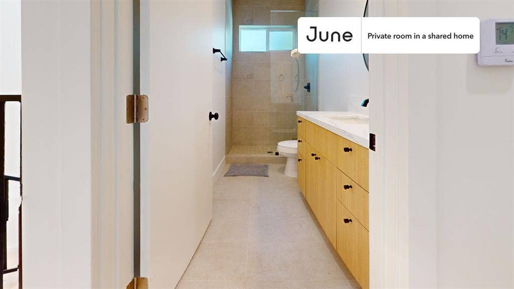 4 BR in Los Angeles
