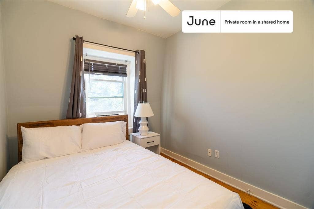 2 BR in Boston