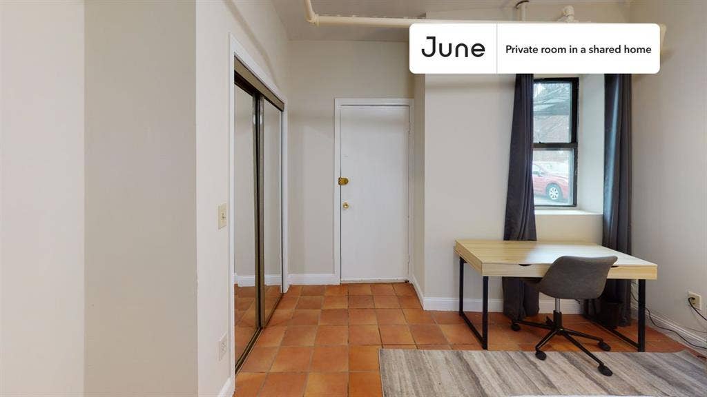 4 BR in Boston
