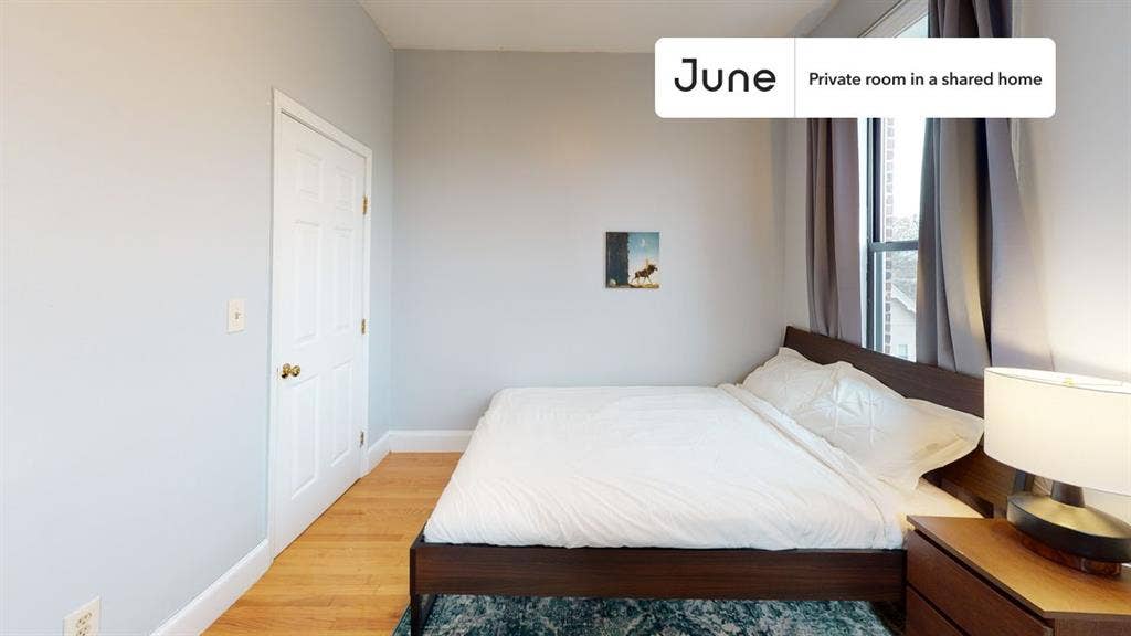 4 BR in Boston