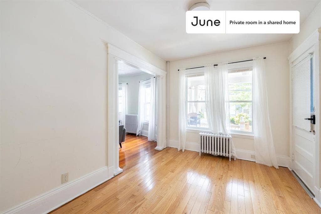 4 BR in Boston