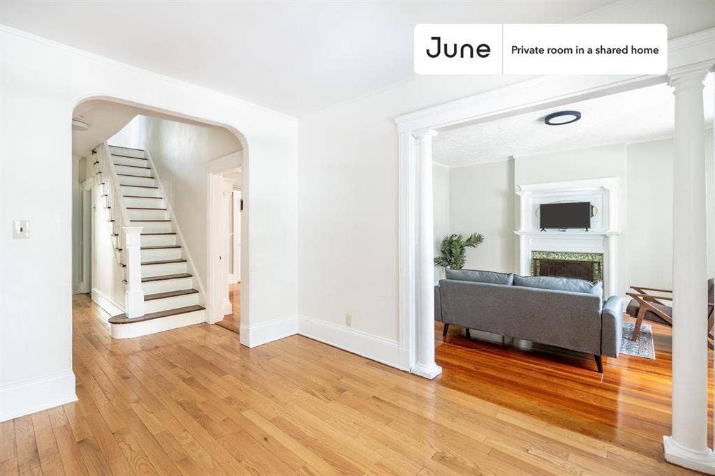 4 BR in Boston