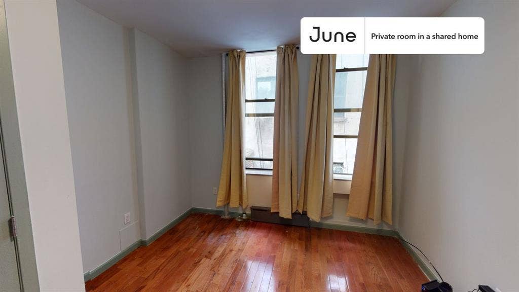 2 BR in New York City