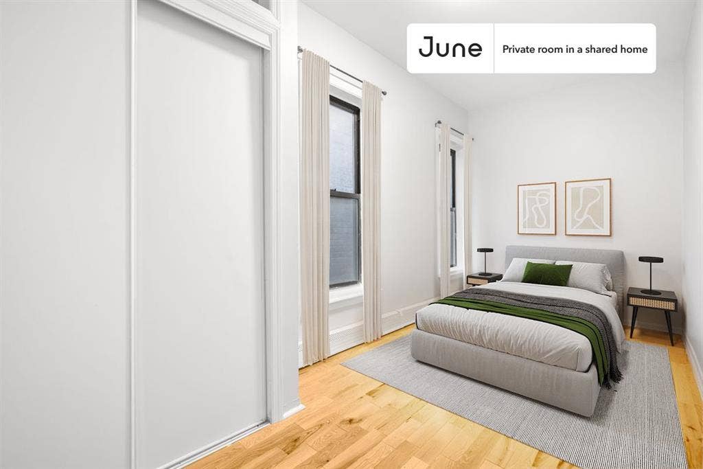 2 BR in New York City