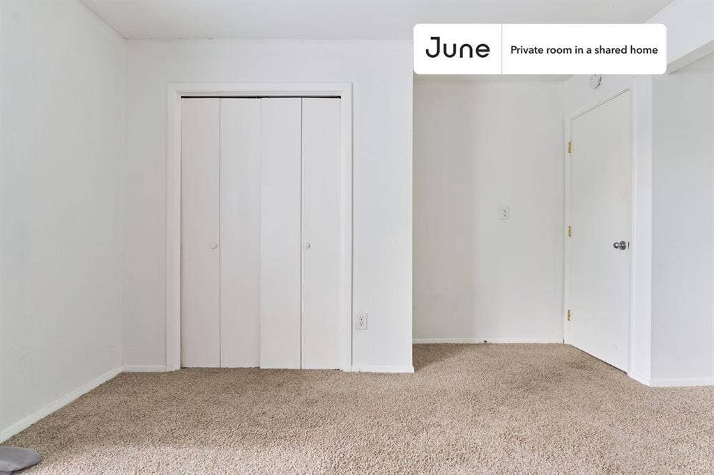 2 BR in Austin