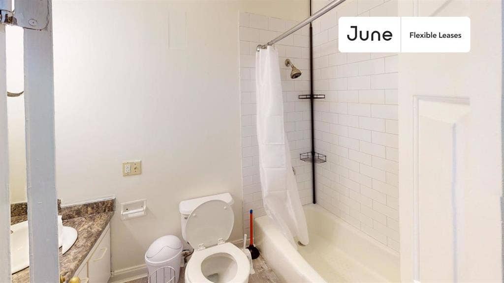 1 BR in Boston
