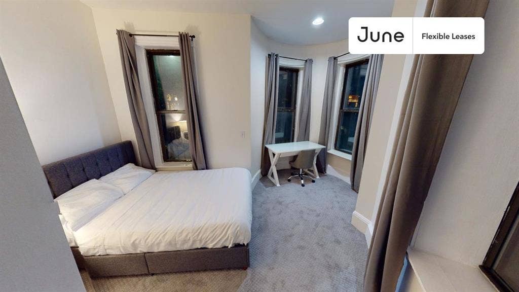 1 BR in Boston