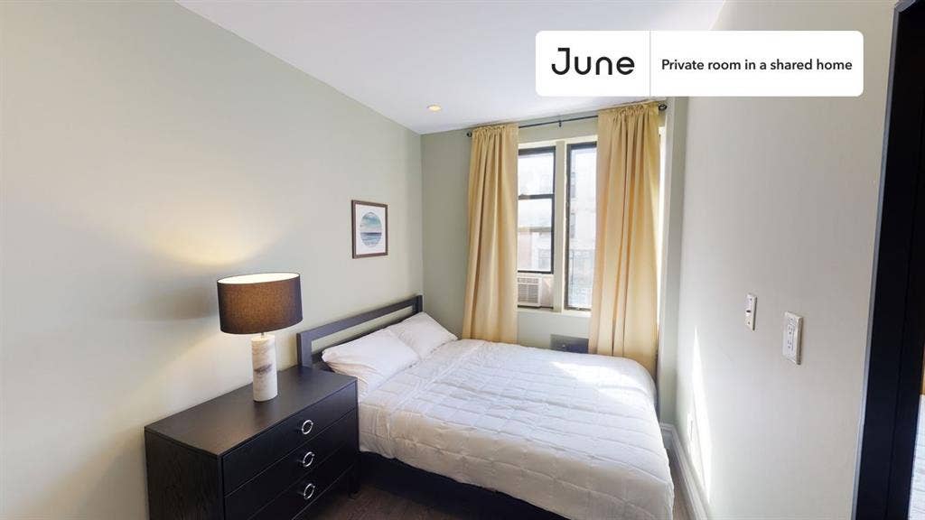 3 BR in New York City