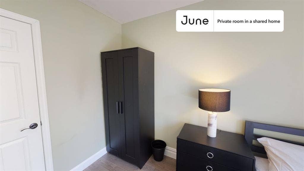3 BR in New York City